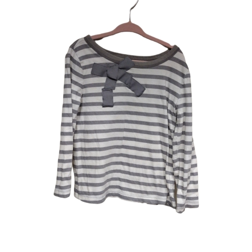 GAP Kids Long Sleeved Tee with Bow accent Size XS/4-5